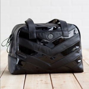 LuluLemon Urban Sanctuary Duffle